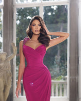 Elegante vestido de fiesta largo hasta el suelo sin mangas con tirantes de sirena y cuentas